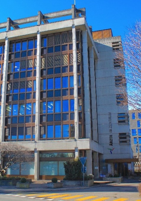 Gebäude Ärztezentrum
